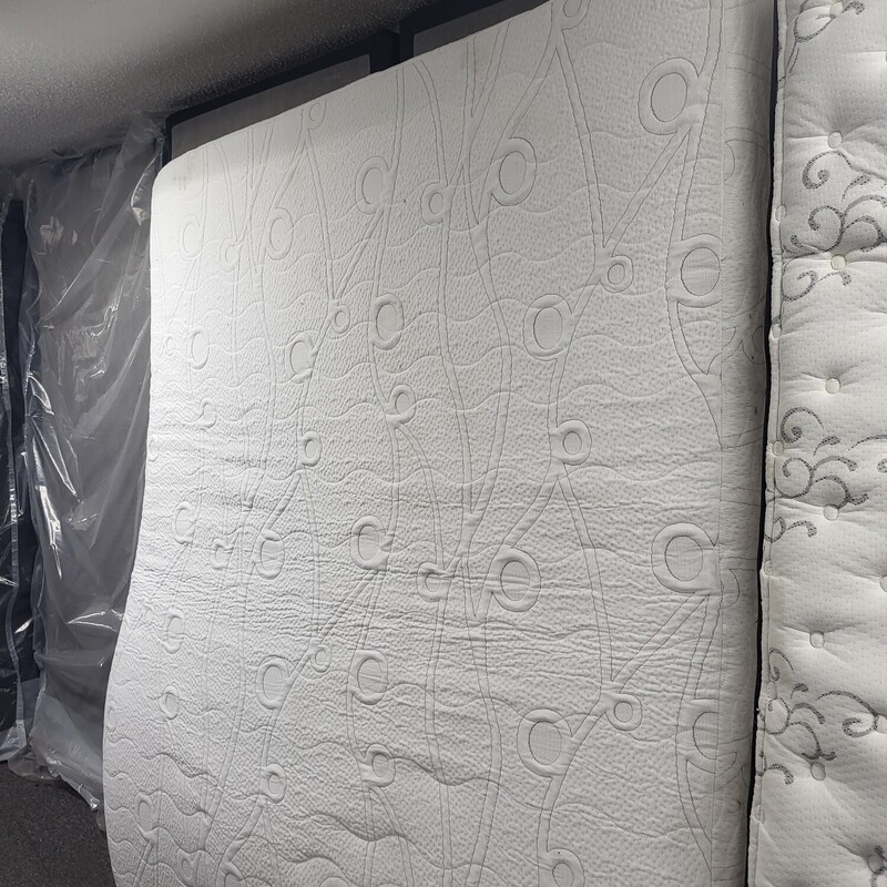 Memory Foam Innerspring Queen Mattress

Just one of many brands and sizes usually in stock. All unused, most stained in shipping.