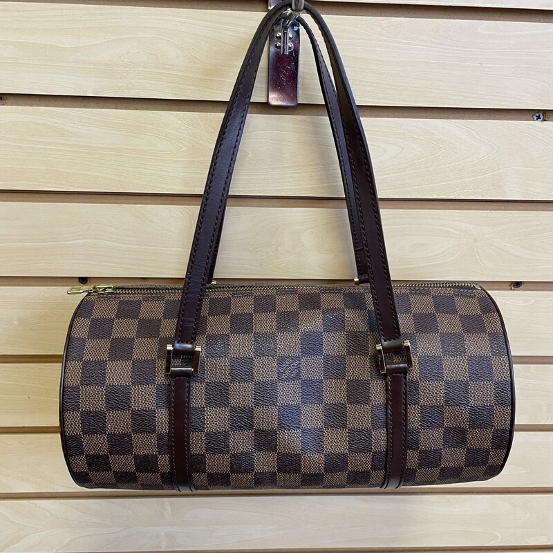 Sale!! was $749.99 NOW $599.99

Louis Vuitton Papillon Handbag, Damier, Brown Coated Canvas Check Pattern with Rust Leather Lining, Brown Leather Straps, Some Water Stains on Inside of Straps, Gold Hardware

Size: Width: 12 inches, Height: 6 inches, Diameter: 6 inches, Handle Drop: 7 inches

*Additional shipping and insurance rates will apply. A separate invoice will be sent due to the value of this item.