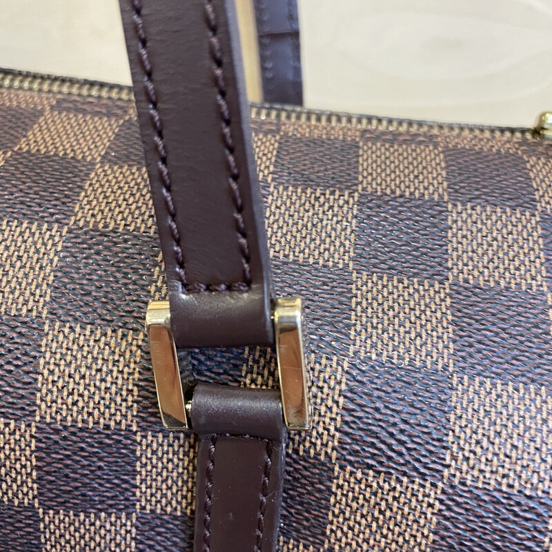Louis Vuitton Papillon Handbag, Damier, Brown Coated Canvas Check Pattern with Rust Leather Lining, Brown Leather Straps, Some Water Stains on Inside of Straps, Gold Hardware

Size: Width: 12 inches, Height: 6 inches, Diameter: 6 inches, Handle Drop: 7 inches