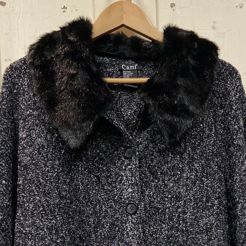 Blk/wt Wool Blend Cape