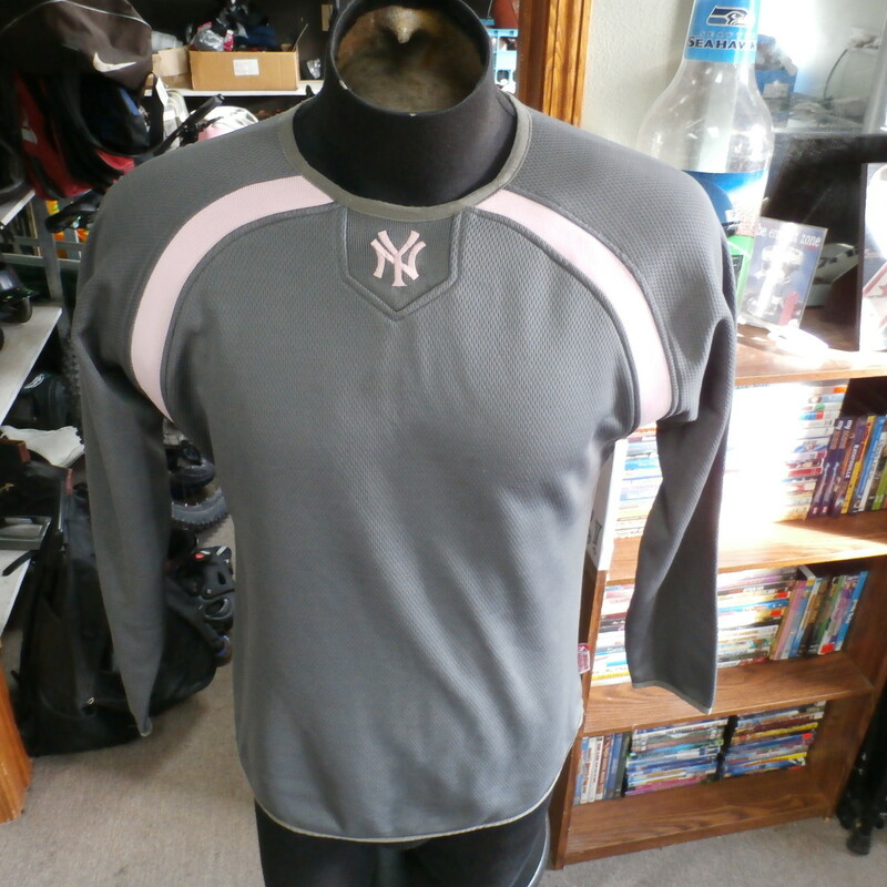 yankees breast cancer jersey