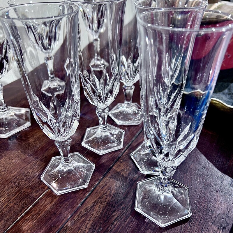 Glassware Flutes 7-in, CrisDArq, Size: Set Of 6