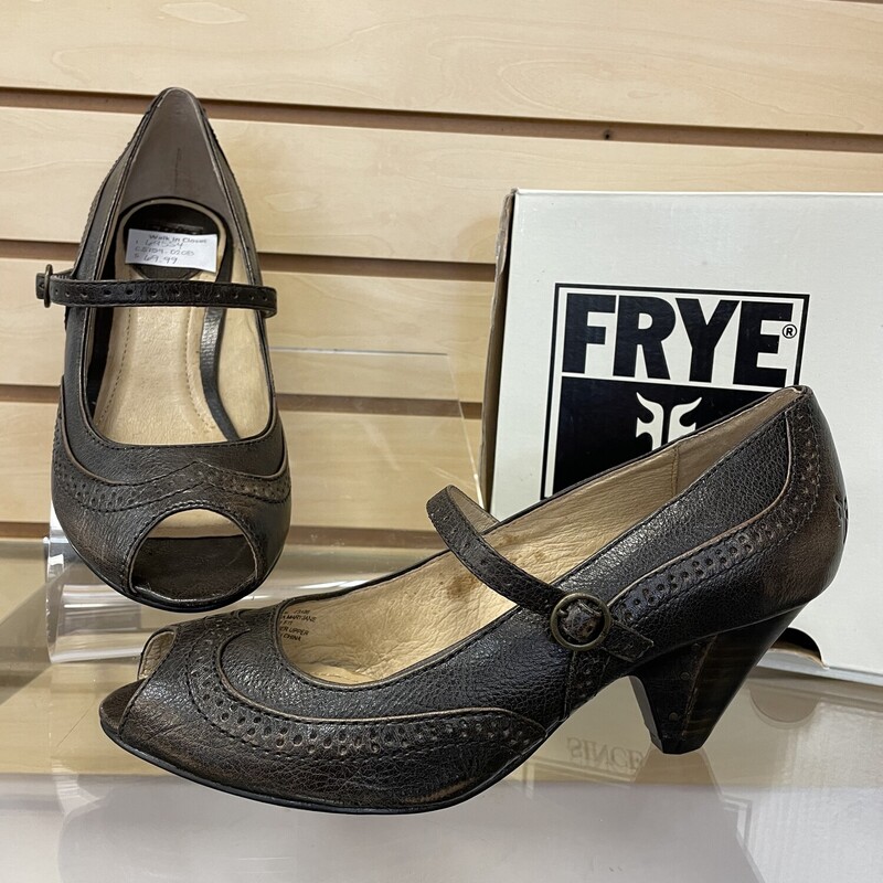 New Frye Shoe