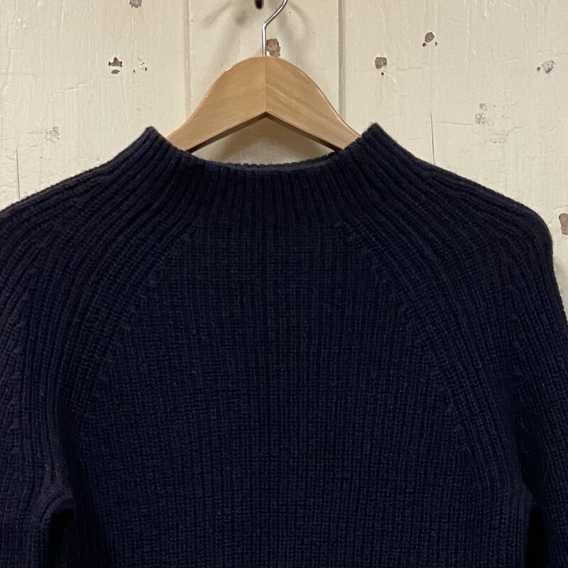 Nvy Ribbed Wool Sweater