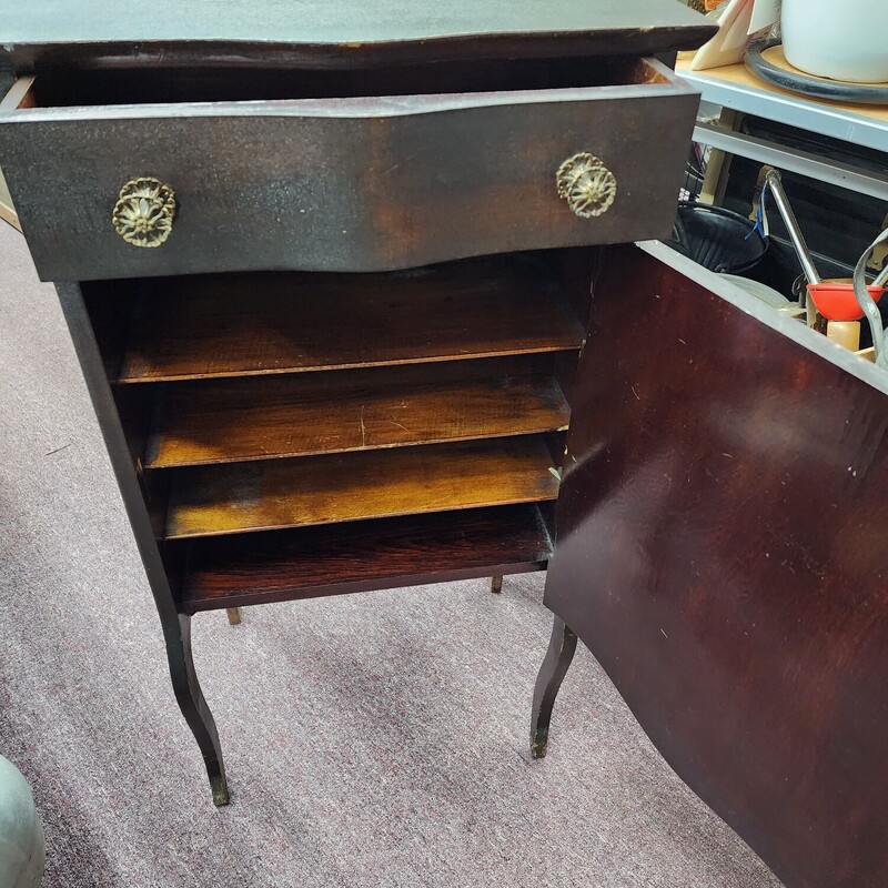 Music Cabinet, Wood, Size: 19x13x37