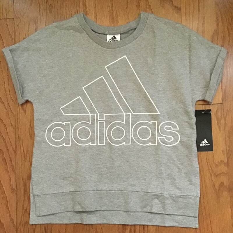 Adidas Sweatshirt NEW, Gray, Size: 14

brand new with $30 tag

ALL ONLINE SALES ARE FINAL.
NO RETURNS
REFUNDS
OR EXCHANGES

PLEASE ALLOW AT LEAST 1 WEEK FOR SHIPMENT. THANK YOU FOR SHOPPING SMALL!