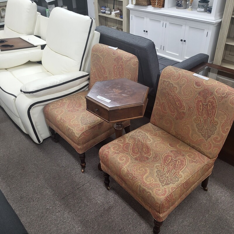Accent Chair Paisley, Antique