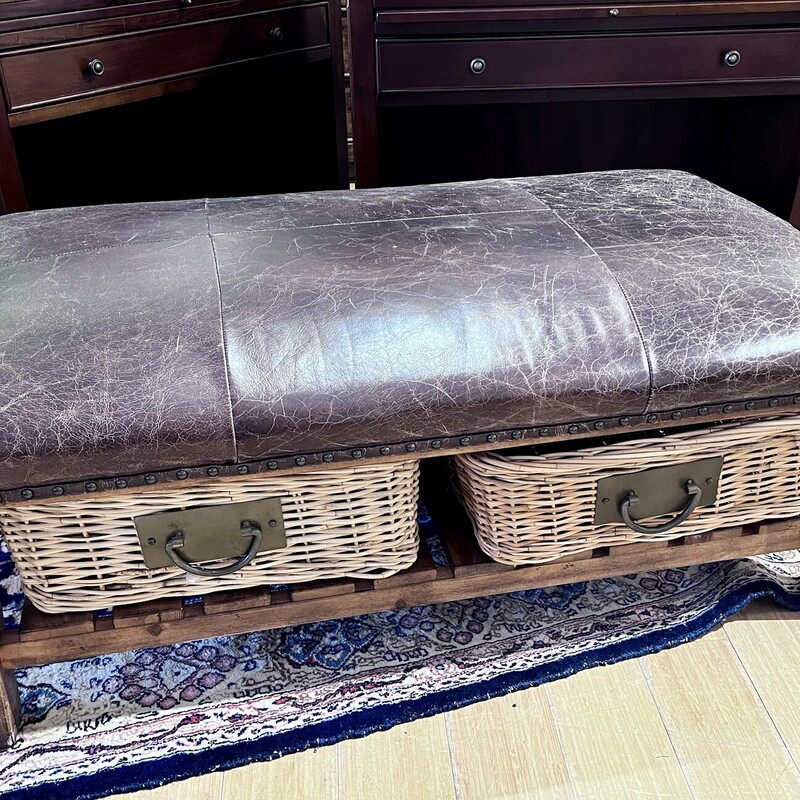 Ottoman, Pottery Barn, Leather, Size: 50x30x18
Includes 2 Baskets