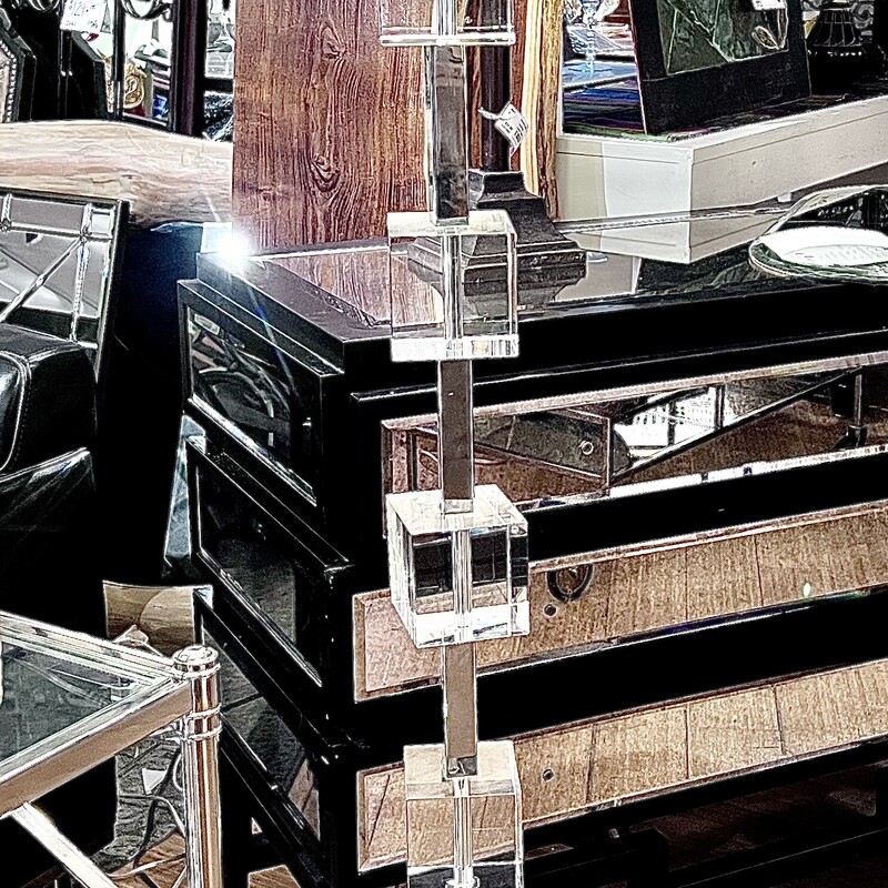 Lamp Geometric Stack, Glass,
Size: 60\" Tall