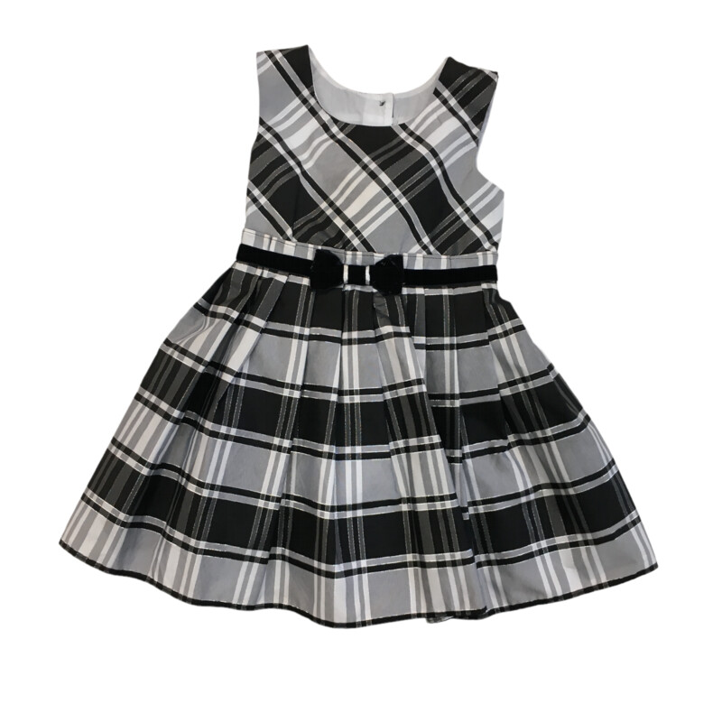 Dress, Girl, Size: 3t

Located at Pipsqueak Resale Boutique inside the Vancouver Mall or online at:

#resalerocks #pipsqueakresale #vancouverwa #portland #reusereducerecycle #fashiononabudget #chooseused #consignment #savemoney #shoplocal #weship #keepusopen #shoplocalonline #resale #resaleboutique #mommyandme #minime #fashion #reseller                                                                                                                                      All items are photographed prior to being steamed. Cross posted, items are located at #PipsqueakResaleBoutique, payments accepted: cash, paypal & credit cards. Any flaws will be described in the comments. More pictures available with link above. Local pick up available at the #VancouverMall, tax will be added (not included in price), shipping available (not included in price, *Clothing, shoes, books & DVDs for $6.99; please contact regarding shipment of toys or other larger items), item can be placed on hold with communication, message with any questions. Join Pipsqueak Resale - Online to see all the new items! Follow us on IG @pipsqueakresale & Thanks for looking! Due to the nature of consignment, any known flaws will be described; ALL SHIPPED SALES ARE FINAL. All items are currently located inside Pipsqueak Resale Boutique as a store front items purchased on location before items are prepared for shipment will be refunded.
