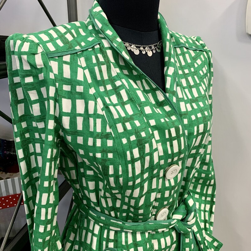 Cabi Trench Short Checkered,<br />
Colour: Green and white,<br />
 Size: XSmall - roomy would fit Small