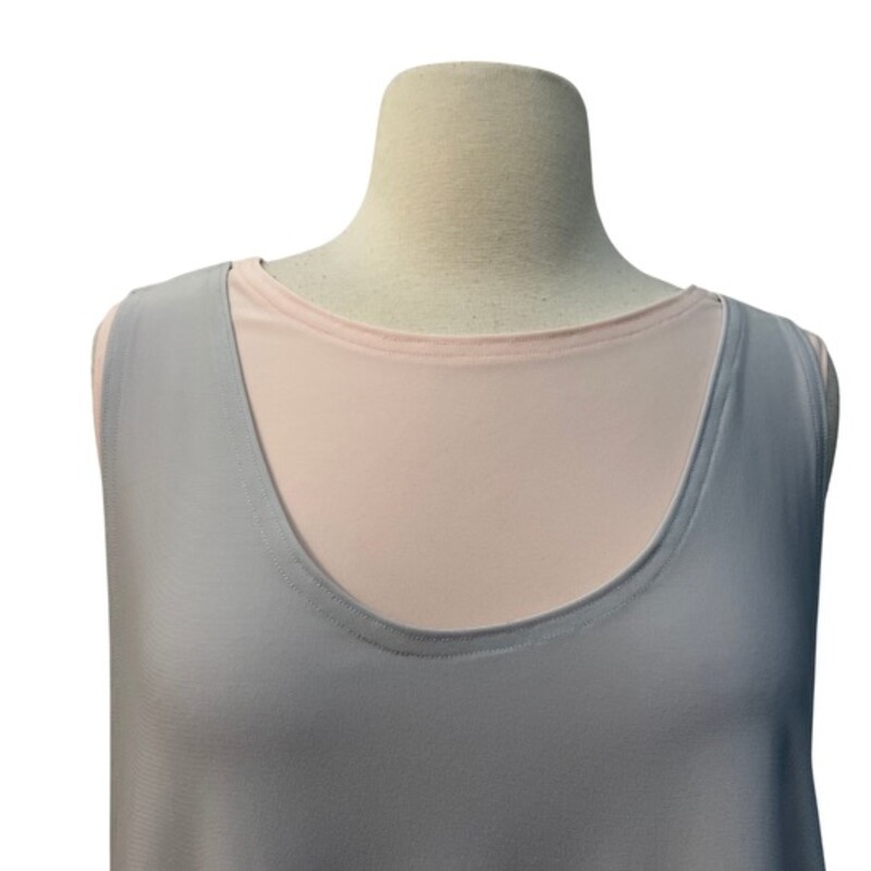 Sympli Tunic Top<br />
Asymmetrical Layers<br />
Blush and Gray<br />
Size: 14
