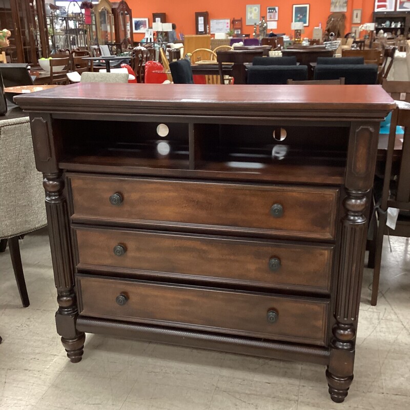 Chic & Cozy Consignment Furniture Online Gallery Henderson, NV 89052