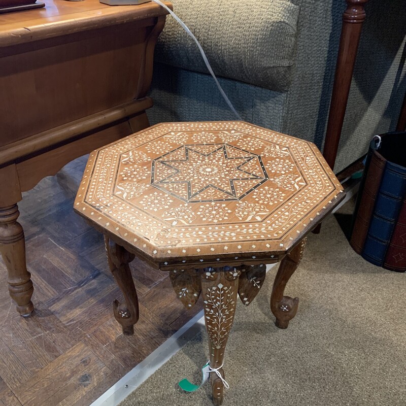 Octagon Side Table

Look closely at the legas and you will see elephants!