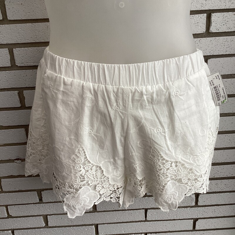 Lace Pull On Shorts