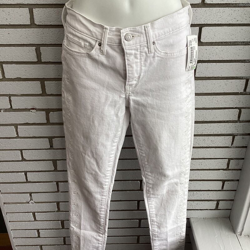 Embroidered Skinny Jeans