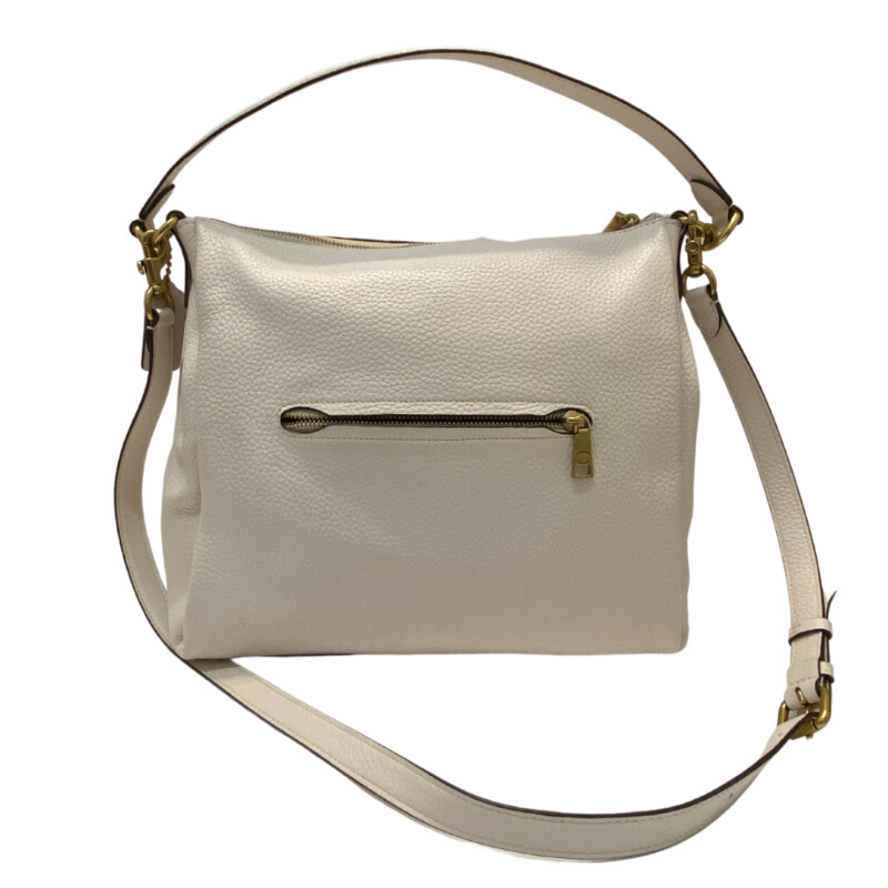 COACH Cary Shoulder Bag<br />
Pebbled White<br />
Size: Crossbody<br />
Two Corners Have Some Wear See Photos
