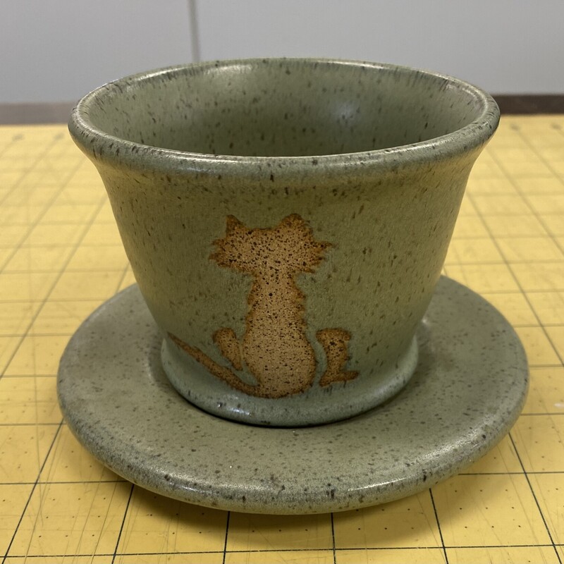 Cabin Pottery Sauce Bowl