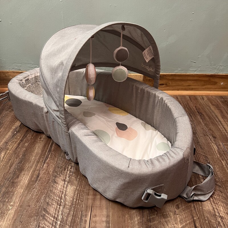 Lulyboo Bassinet To-Go, Gray, Size: Baby Gear