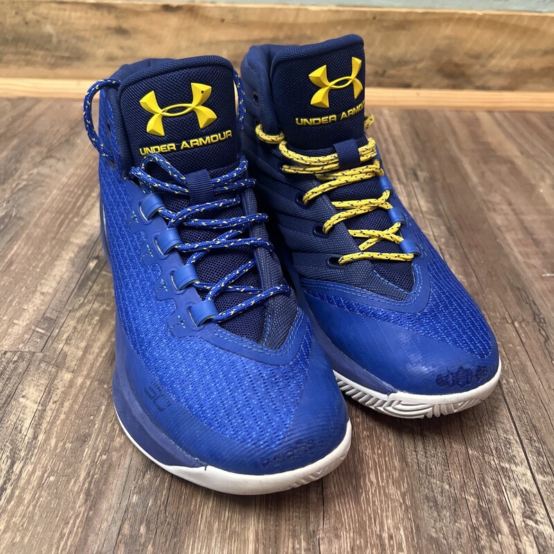 Under Armour Steph Curry, Blue, Size: Shoes 7
youth size 7