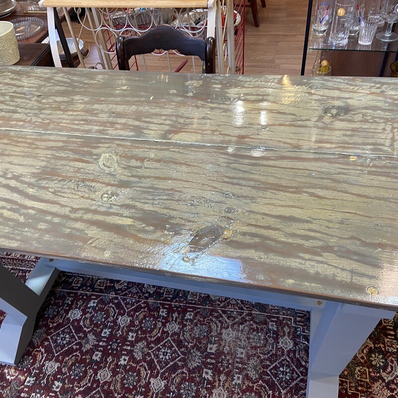 Ant. Shed Door Table<br />
<br />
Lovely - a must see! SparVarnish finish<br />
<br />
Size: 71x30x29