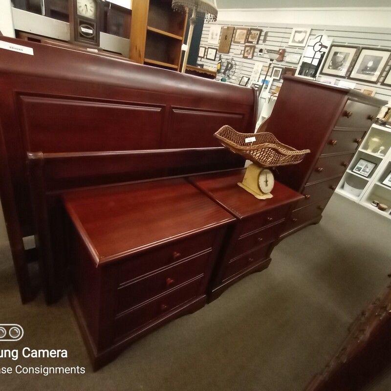 4 Piece Set Queen Bed