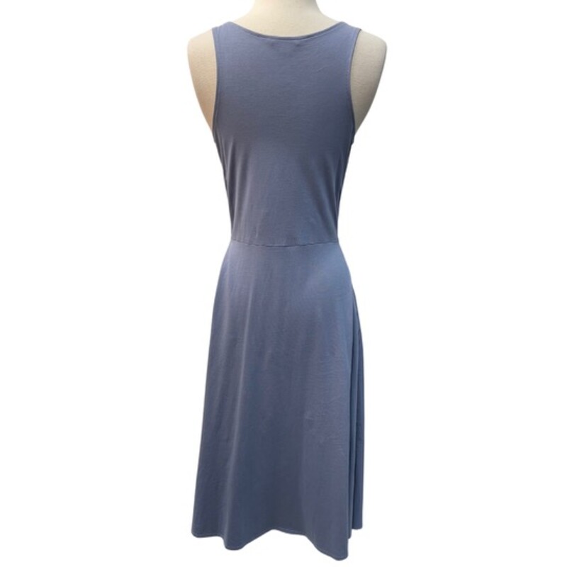 COS Fitted Dress
Jersey Knit and Woven Fabric (Sides)
Sleeveless
With Pockets
Sky
Size: Medium