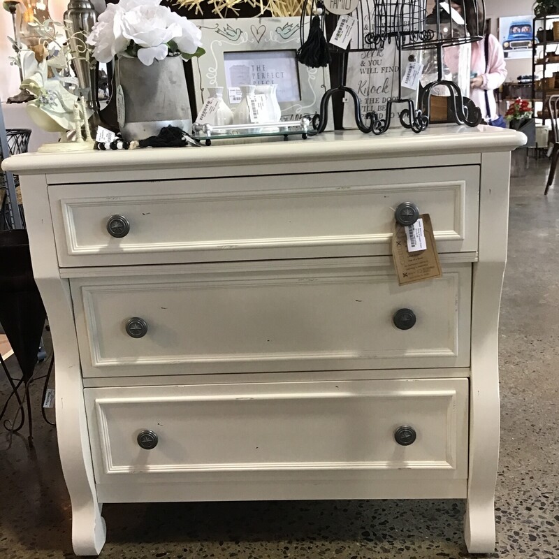 White 3 Drawer Chest