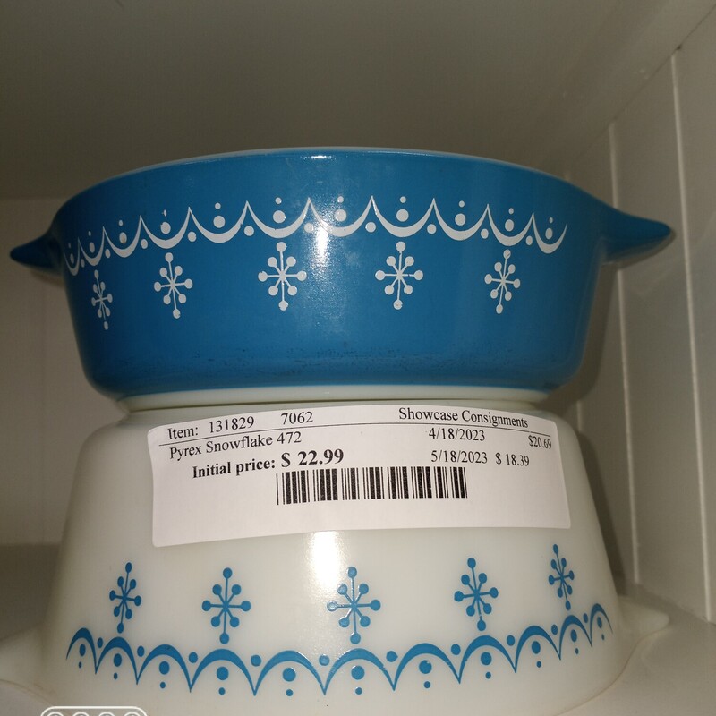 Pyrex Snowflake 472