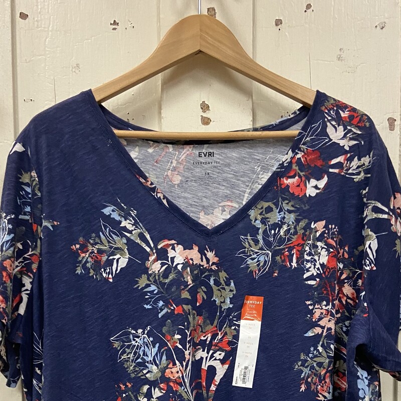 NWT Nvy/red Pat Tee