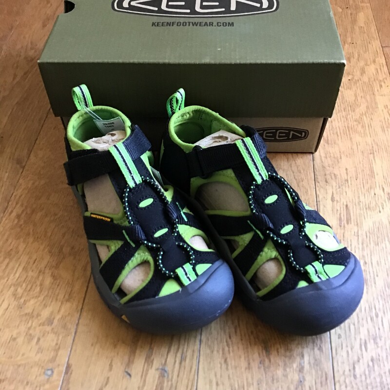 Keens Shoes NEW