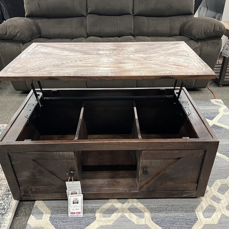 Coffee table with lift<br />
BRAND NEW