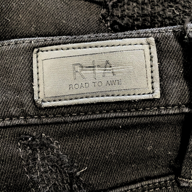 R+A Distressed Jeans<br />
Black<br />
Size: 4<br />
Retail: $395