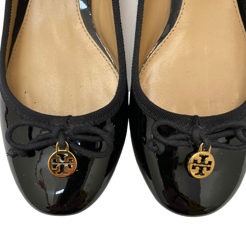 Tory Burch Patent Leather Pumps
Black
Size: 7
