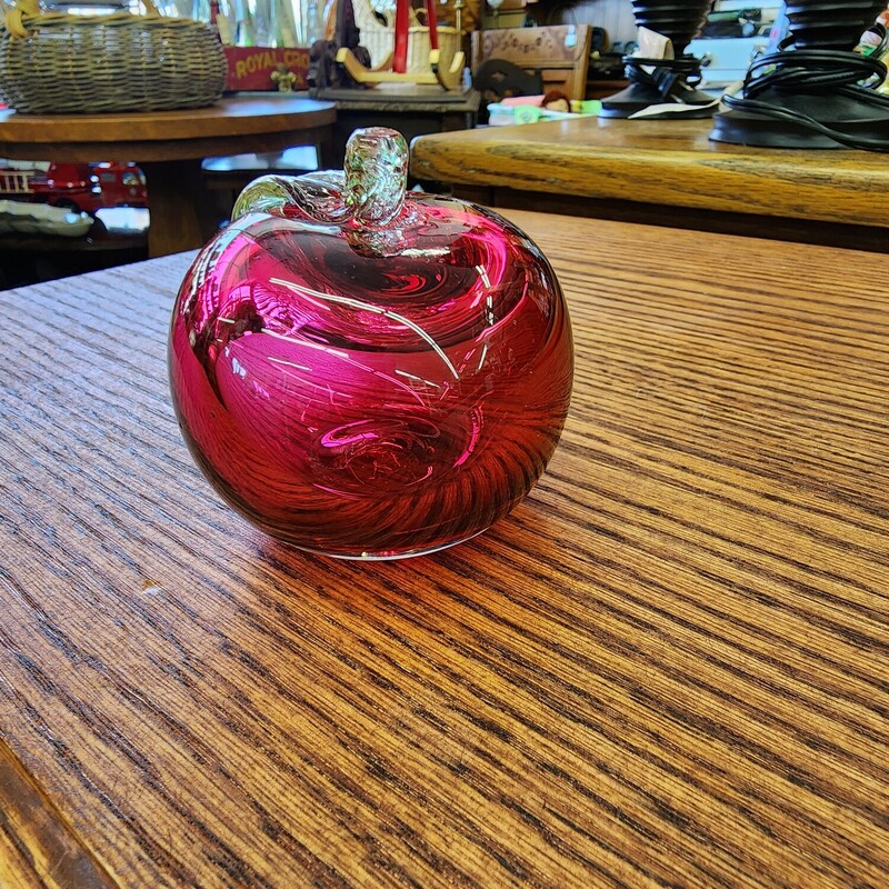 Blown Glass  Apple Paperweight, Red, Size: 2.5 In