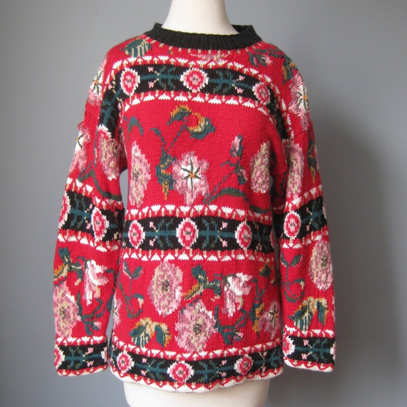 Long-ish cotton/ramie sweater with a pretty rose floral design in mostly black and red with pink and teal
by CIE Compagnie Internationale Express
Hand Knit

Marked size S
flat measurements:
shoulder to shoulder: 19
armpit to armpit: 19
width at hem without stretching : 19
length: 27

thanks for looking!
#45213