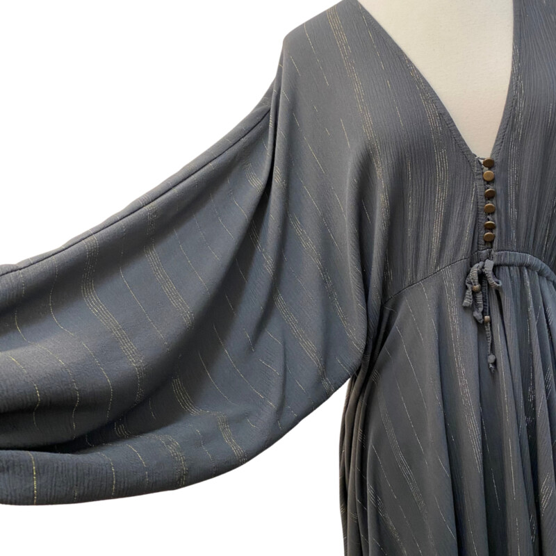 Scandal Boho Dress
Gray with Gold Metallic Thread
Size: Medium