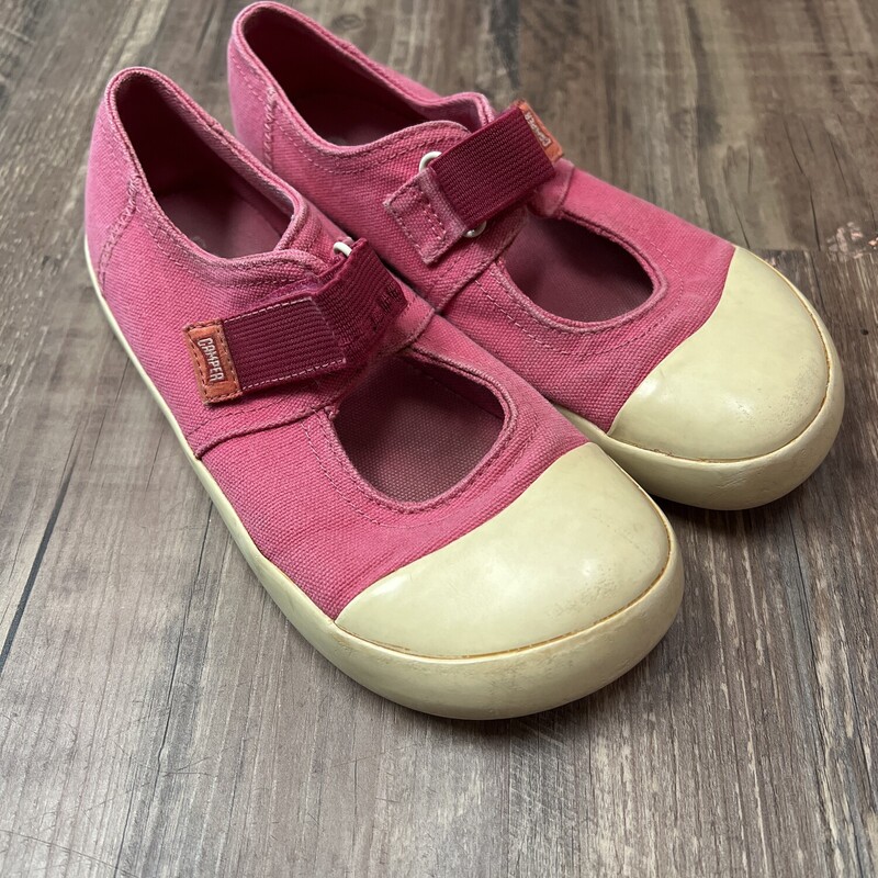 Camper Slip On Pink Shoes, Pink, Size: Shoes 2
As IS