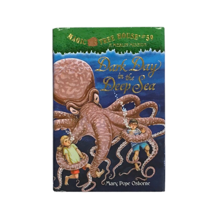 Magic Tree House #39, Book; Dark Day in the Deep Sea, A Merlin Mission

Located at Pipsqueak Resale Boutique inside the Vancouver Mall or online at:

#resalerocks #pipsqueakresale #vancouverwa #portland #reusereducerecycle #fashiononabudget #chooseused #consignment #savemoney #shoplocal #weship #keepusopen #shoplocalonline #resale #resaleboutique #mommyandme #minime #fashion #reseller                                                                                                                                      All items are photographed prior to being steamed. Cross posted, items are located at #PipsqueakResaleBoutique, payments accepted: cash, paypal & credit cards. Any flaws will be described in the comments. More pictures available with link above. Local pick up available at the #VancouverMall, tax will be added (not included in price), shipping available (not included in price, *Clothing, shoes, books & DVDs for $6.99; please contact regarding shipment of toys or other larger items), item can be placed on hold with communication, message with any questions. Join Pipsqueak Resale - Online to see all the new items! Follow us on IG @pipsqueakresale & Thanks for looking! Due to the nature of consignment, any known flaws will be described; ALL SHIPPED SALES ARE FINAL. All items are currently located inside Pipsqueak Resale Boutique as a store front items purchased on location before items are prepared for shipment will be refunded.