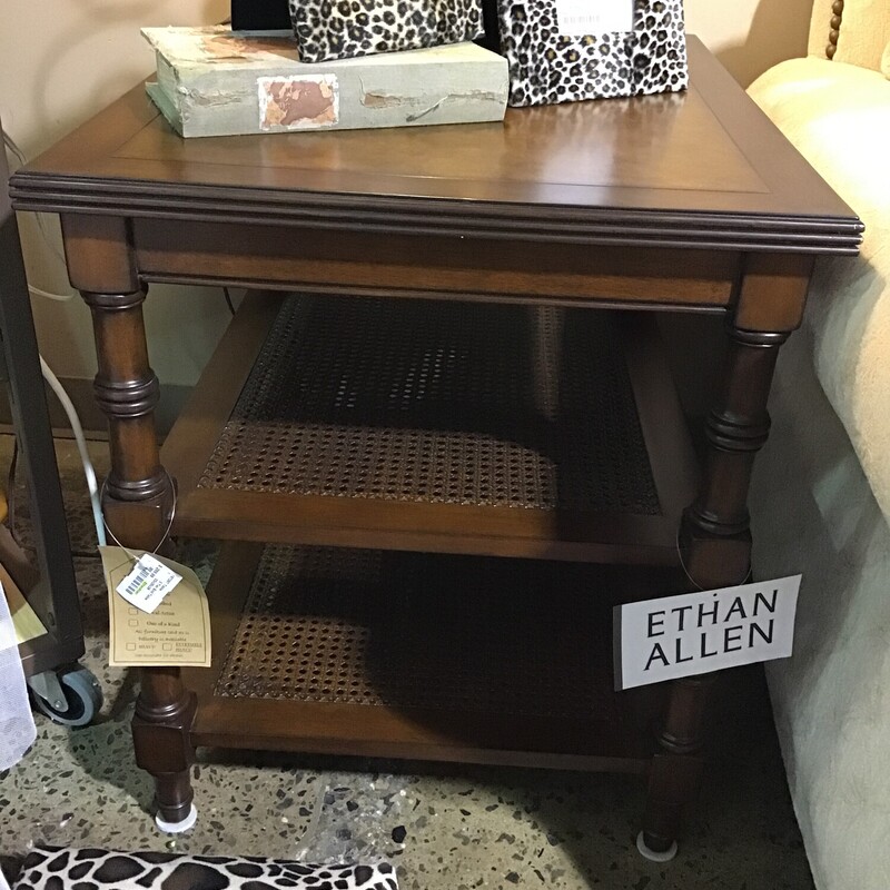 Ethan Allen Furniture
3 Tier End Table
Leather Top
Curved Legs
Two rush lower shelves
Dimensions:  22x28x26