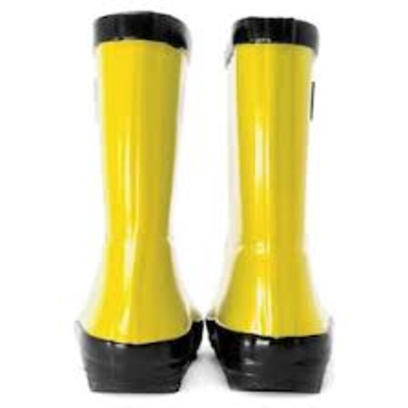 Stonz Rain Boots, Yellow, Size: 5T
Stonz are made with natural rubber and are 100% waterproof with soft cotton lining for comfort and function.

Features
Vegan friendly Made with natural rubber
Free from PVC, phthalates, lead, flame retardants and formaldehyde
Extra wide opening makes them easy to put on
Non-slip soles for safe play and Soft cotton inside lining
Soft and flexible natural rubber for increased comfort
Can be layered up with Stonz Rain Boot Liners for extra warmth