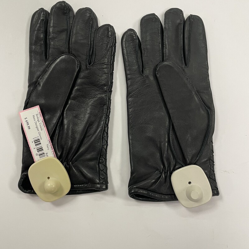 Bottega Veneta:   Mens Designer Gloves, Classic Bottega weave in Navy, Size: M/ L.  These gloves scream softness and class!