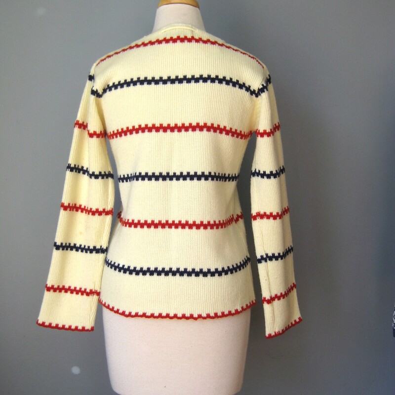 Vtg Helen Harper Striped, White, Size: Medium
cute long sleeved pullover sweater from the 1970s
It has lacing at the quarter length v-neck opening
red and blue geometric stripes on an ivory background
made in Korea for the brand Helen Harper

Marked Size M
flat measurements:
shoulder to shoulder : 15
armpit to armpit: 18
length: 24
width at hem: 18
underarm sleeve seam: 18

knitted with acrylic yarn with a good bit of stretch.

Excellent condition!  the back of one sleeve has a little brown area as shown, very faint!

thanks for looking!
#53556
