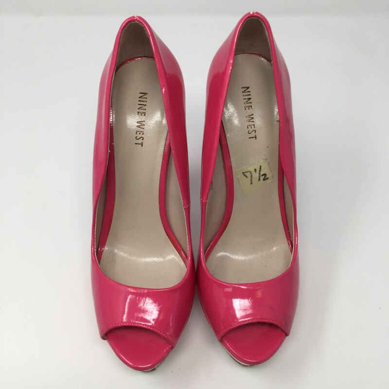 120-058 Nine West, Hot Pink, Size: 7.5
hot pink open toed heels patent leather