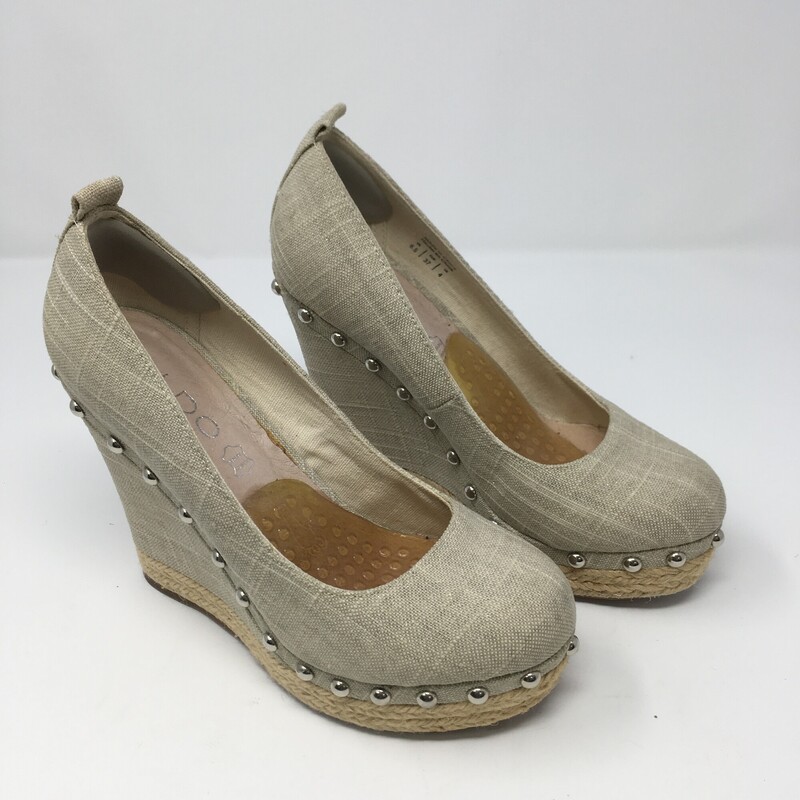 Aldo, Beige, Size: 6.5