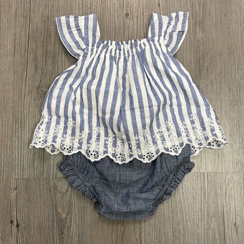 Gap Baby Clothing Set, Blue, Size: 6-12M
NEW