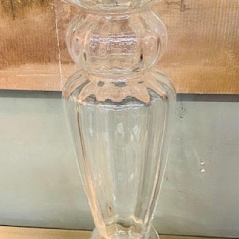 Tall Glass Textured Column Candleholder
Clear Size: 6 x 8H