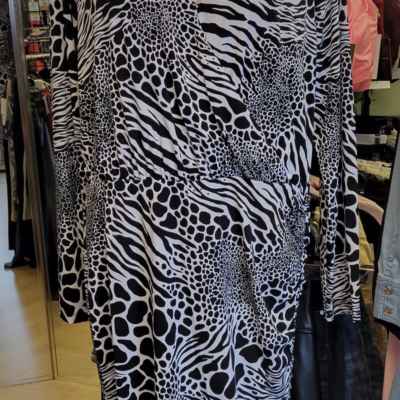 New Michael Kors, Blk/whi, Dress  Size: Lg  $190.99