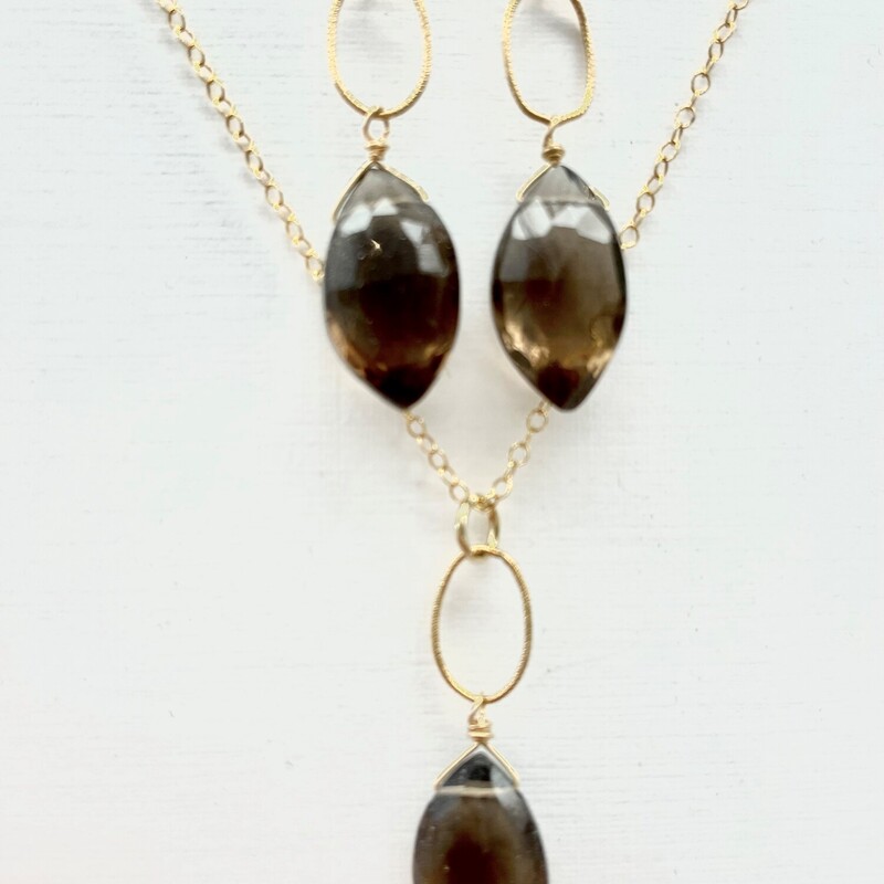 Quartz Necklace,

Quartz Necklace matching earrings item # 2152