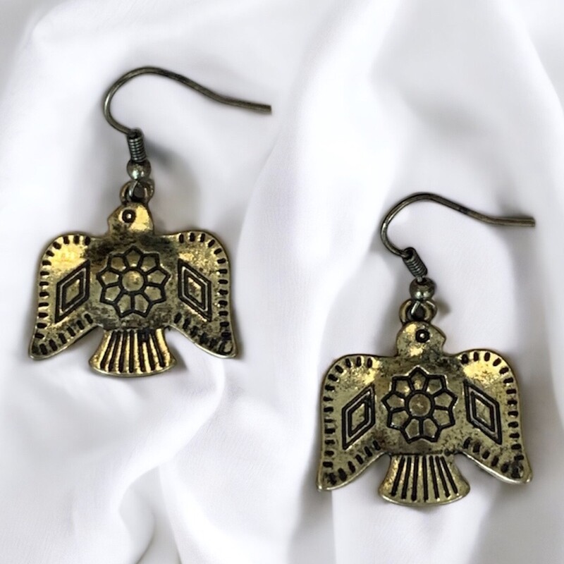 These beautiful earrings measure 1.5 inches long!